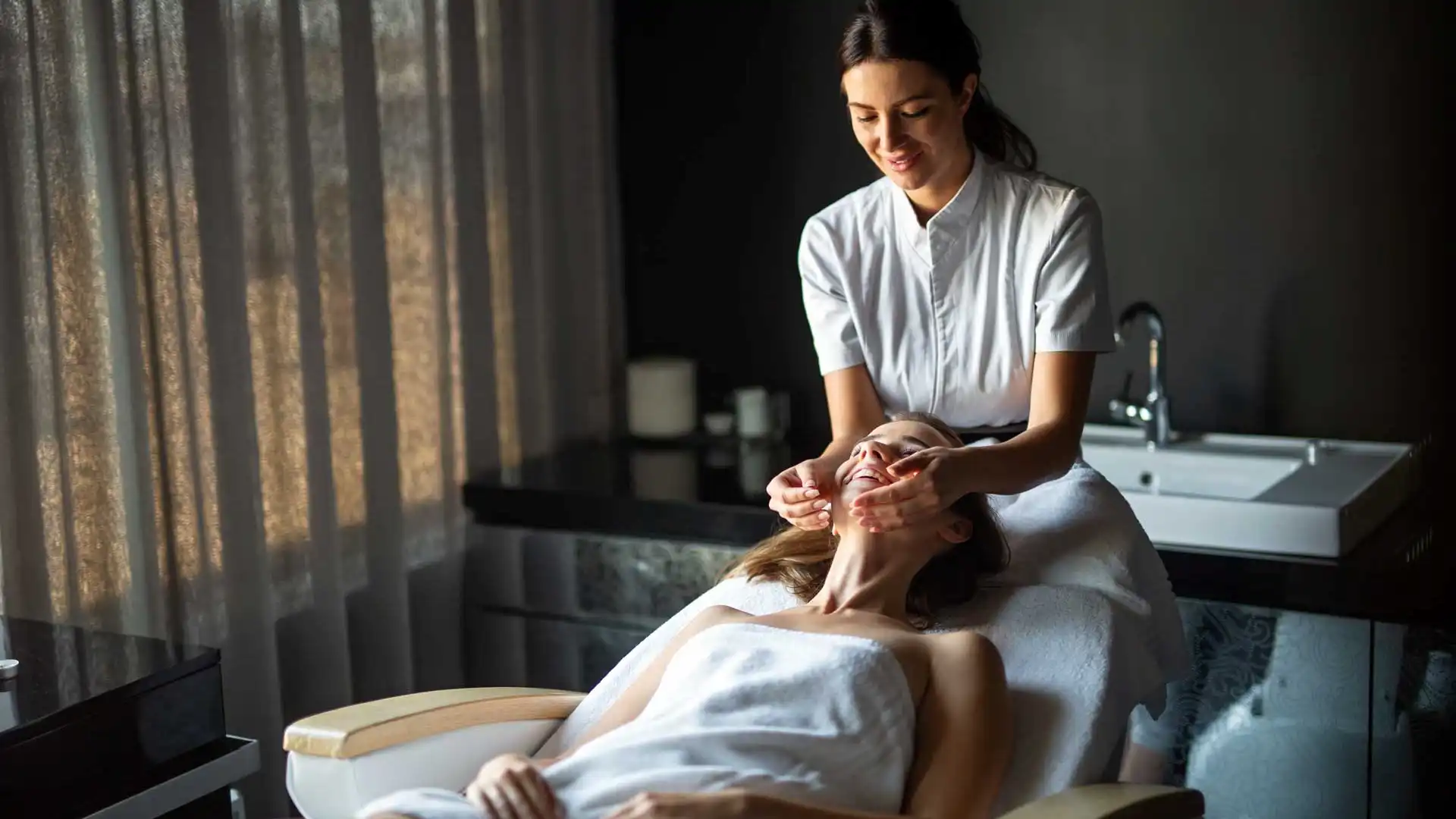Vibgyor Signature Massage